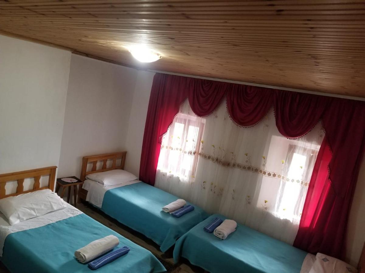 Bujtina Carku Hotel Theth Exterior photo